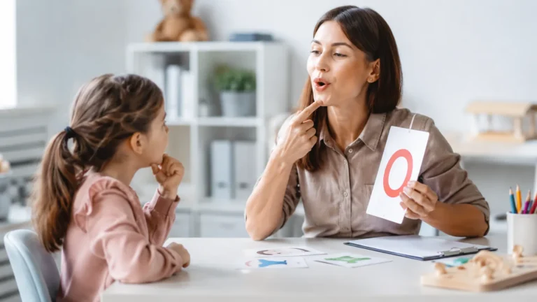 Devenir orthophoniste en 3 ans : ce qui est vraiment possible